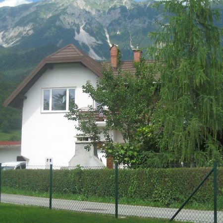 R&G Apartment Zirovnica Екстериор снимка