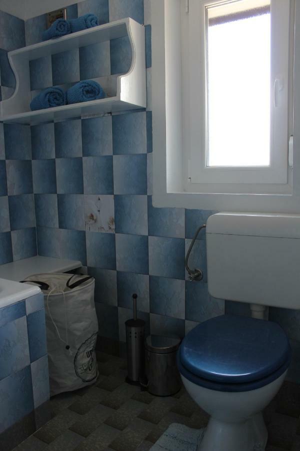 R&G Apartment Zirovnica Екстериор снимка