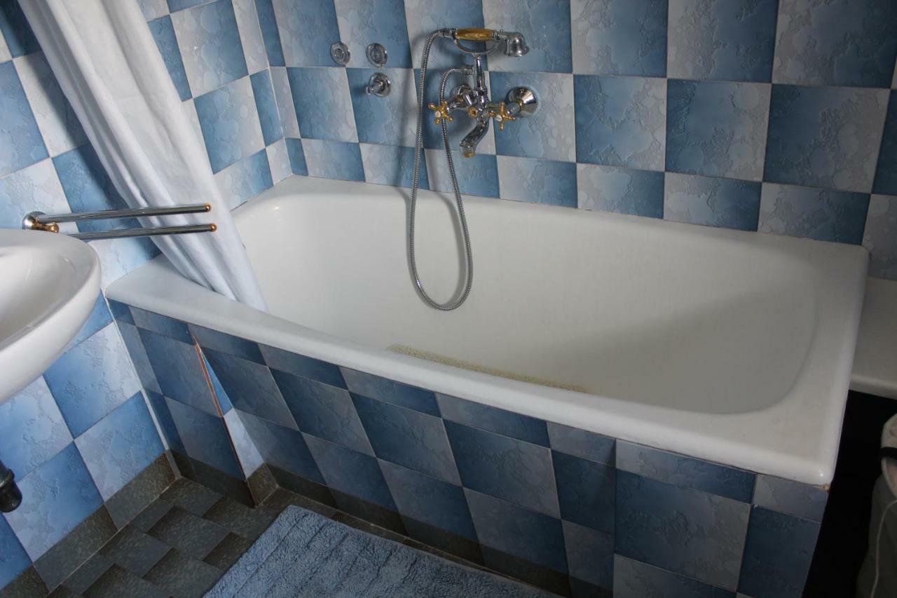 R&G Apartment Zirovnica Екстериор снимка